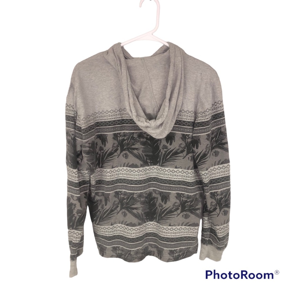 Amplify Small Sweatshirt - Picture 2 of 2